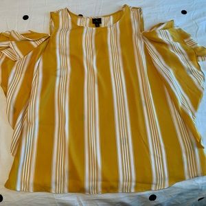 Worthington flutter sleeve cold shoulder shirt.